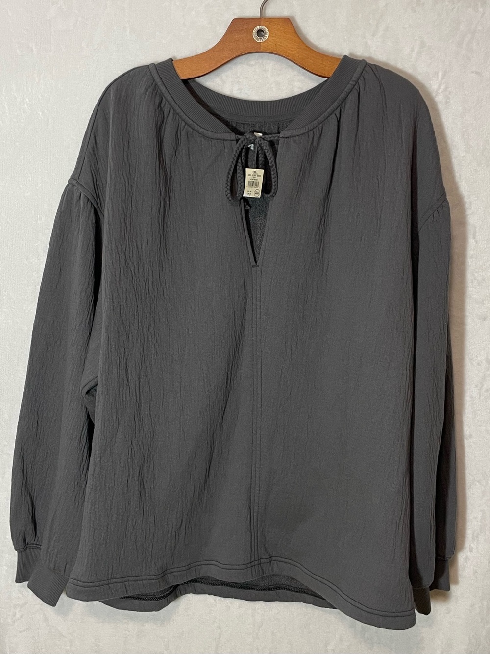 aerie Charcoal Gray Tassel Tied Textured Pullover
